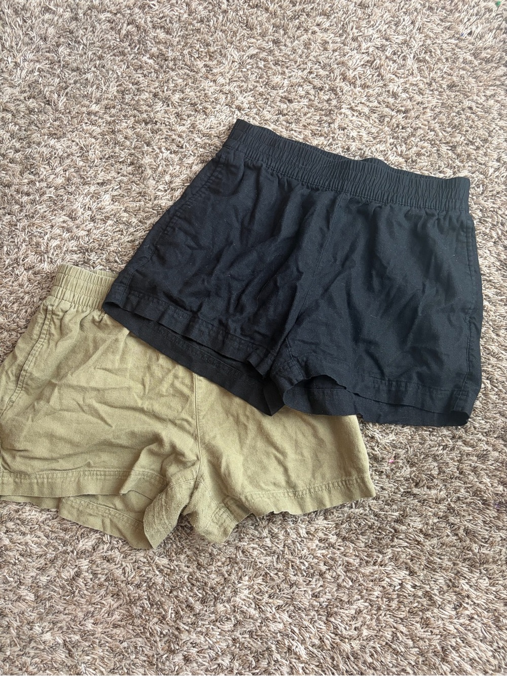 Lot of 2 pair Old Navy Women's Elastic Waist Shorts Size Small
